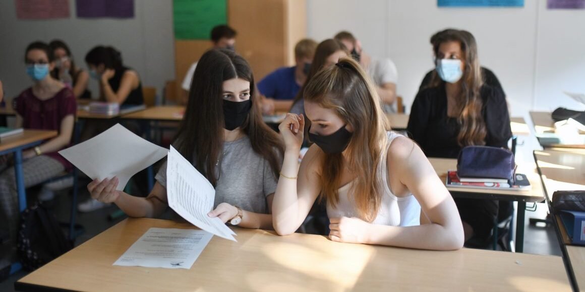 Σχολεία: Διδακτέα ύλη σε Γυμνάσια και Λύκεια (Εγκύκλιοι)