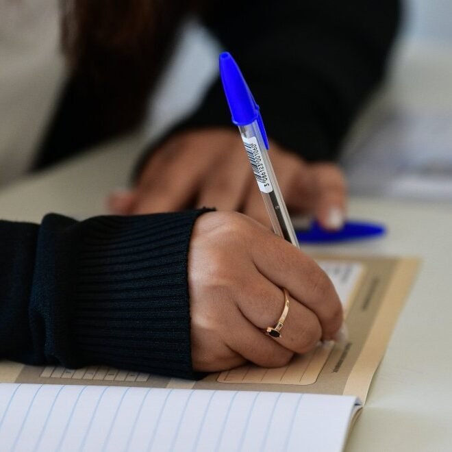 Σχολεία: Τι πρέπει να γνωρίζετε για προαγωγικές-απολυτήριες εξετάσεις