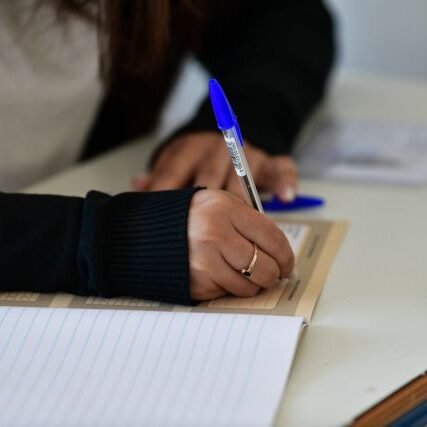 Πανελλαδικές 2022 – Ανακοινώθηκαν οι αλλαγές: Πόσα θέματα θα επιλέγονται και πώς θα βαθμολογούνται