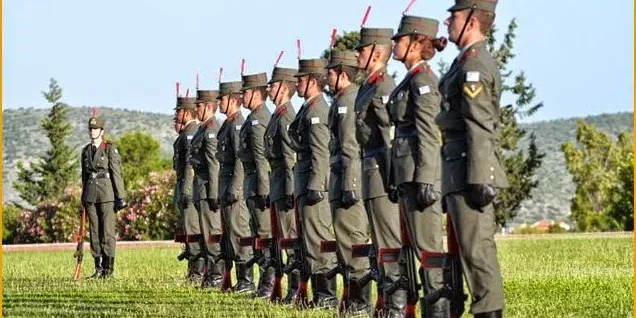 Αλλάζουν όλα στις Στρατιωτικές Σχολές από το 2026: Πρόσβαση από 3 Επ.Πεδία, από ΕΠΑΛ και 609€ μισθός στους σπουδαστές