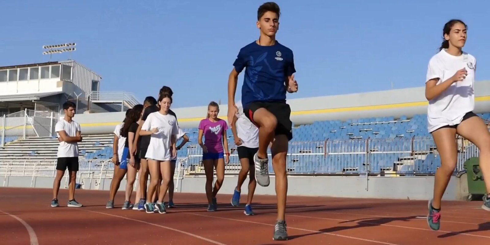 Επιστρέφουν τα αθλητικά σχολεία – Νέα πρότυπα από το 2026